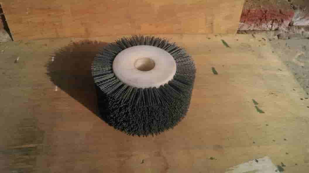 Industrial Brush In India Ss Wire Wheel Brush In India Deburring 